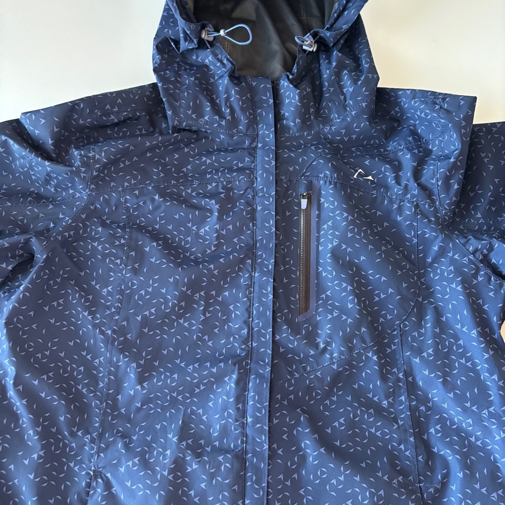 Rain Jacket, Size M - Picture 3 of 15